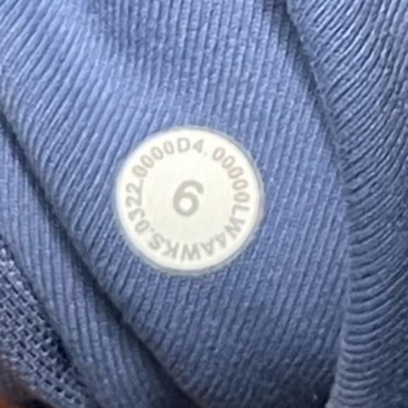 NWOT!!! π Lululemon π Define Jacket Size 6 - Picture 6 of 9